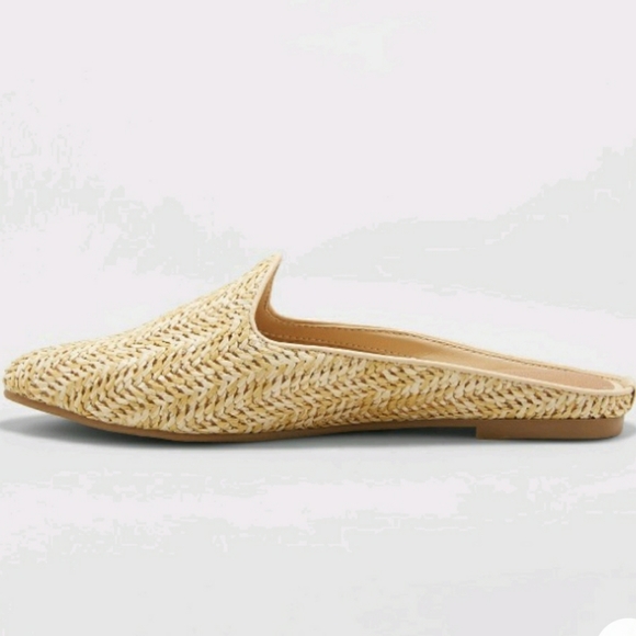 NEW Universal Thread Womens Woven Straw Mules - Picture 3 of 7